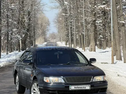 Nissan Maxima 1995 года за 2 250 000 тг. в Алматы