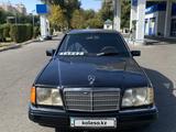 Mercedes-Benz E 220 1993 года за 850 000 тг. в Тараз – фото 3