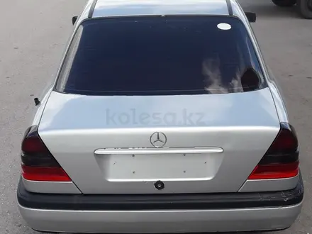 Mercedes-Benz C 180 1994 года за 1 700 000 тг. в Костанай – фото 6