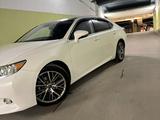 Lexus ES 350 2013 года за 13 500 000 тг. в Алматы – фото 2