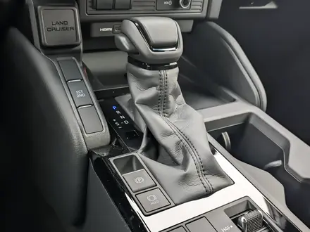 Toyota Land Cruiser Prado 2025 года за 33 295 000 тг. в Караганда – фото 18