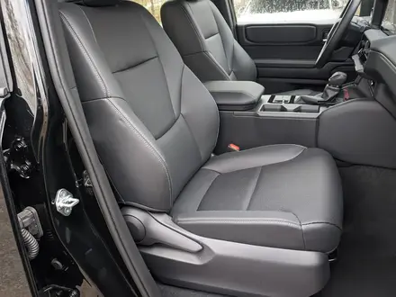 Toyota Land Cruiser Prado 2025 года за 33 295 000 тг. в Караганда – фото 20