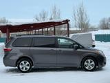 Toyota Sienna 2015 года за 8 100 000 тг. в Актобе – фото 4