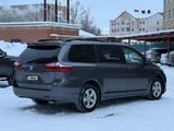 Toyota Sienna 2015 года за 8 100 000 тг. в Актобе – фото 5