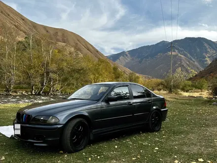 BMW 328 1999 года за 2 650 000 тг. в Алматы – фото 3