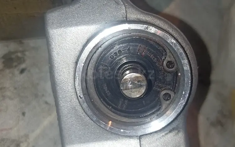 Натяжитель ремня ГРМ Subaru за 10 000 тг. в Уральск