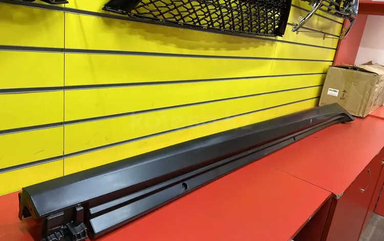 Порог на Toyota Camry 70 за 70 000 тг. в Алматы