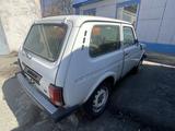 ВАЗ (Lada) Lada 2121 2002 годаүшін250 000 тг. в Талдыкорган – фото 3