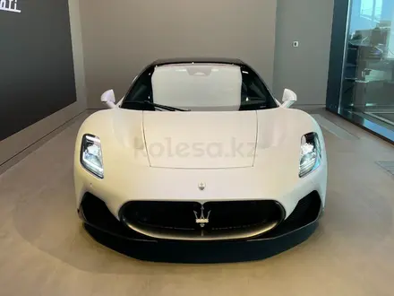 Maserati MC20 Cielo 2024 года за 226 000 000 тг. в Астана
