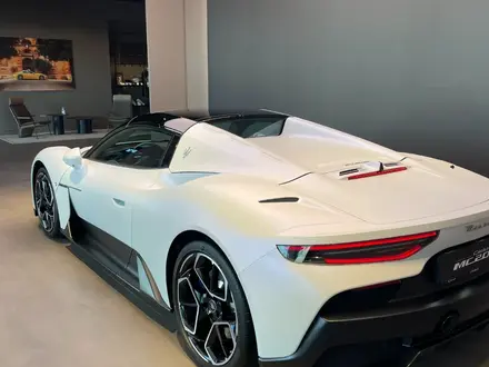 Maserati MC20 Cielo 2024 года за 226 000 000 тг. в Астана – фото 12