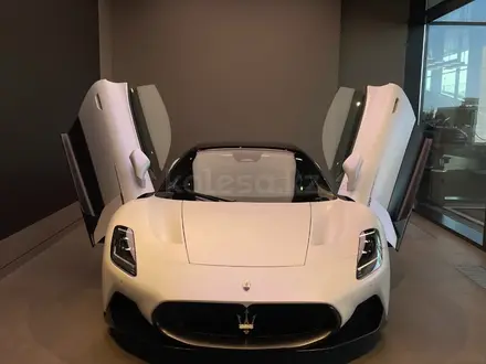 Maserati MC20 Cielo 2024 года за 226 000 000 тг. в Астана – фото 4