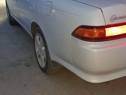 Toyota Mark II 1995 года за 2 500 000 тг. в Сарыозек – фото 9