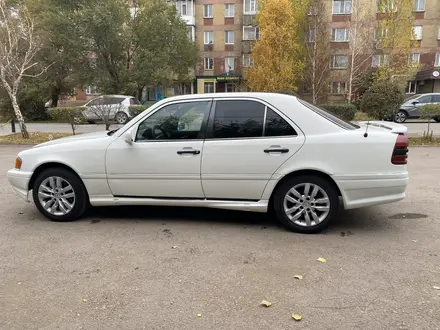 Mercedes-Benz C 200 1995 года за 1 970 000 тг. в Астана – фото 5