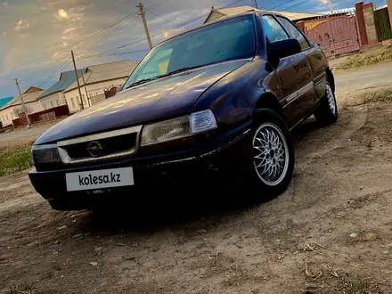 Opel Vectra 1993 года за 600 000 тг. в Кызылорда – фото 2