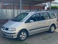 Volkswagen Sharan 2003 годаүшін3 500 000 тг. в Актобе