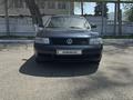 Volkswagen Passat 1997 годаүшін2 400 000 тг. в Алматы