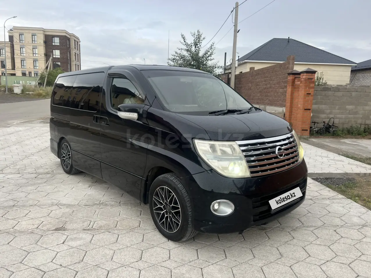 Nissan Elgrand, 2008