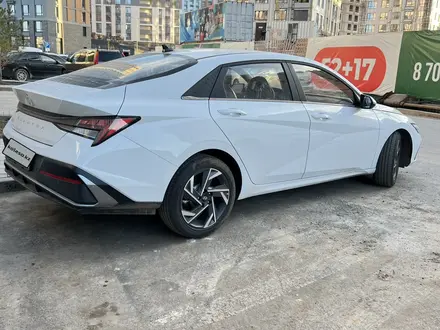 Hyundai Elantra 2024 года за 9 600 000 тг. в Астана – фото 5