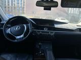 Lexus ES 300h 2014 года за 12 500 000 тг. в Астана – фото 2
