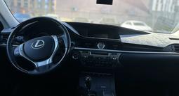Lexus ES 300h 2014 годаүшін12 500 000 тг. в Астана – фото 2