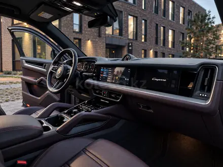 Porsche Cayenne 2023 года за 69 000 000 тг. в Алматы – фото 11
