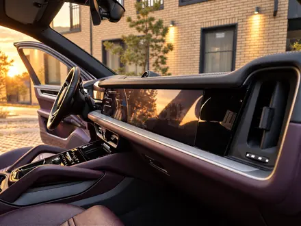 Porsche Cayenne 2023 года за 69 000 000 тг. в Алматы – фото 15