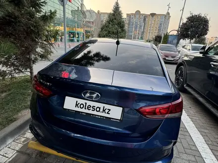 Hyundai Accent 2021 года за 7 800 000 тг. в Алматы – фото 3