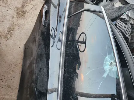 Дверь задней правый Hyundai Grandeur IG 2021 за 15 000 тг. в Шымкент