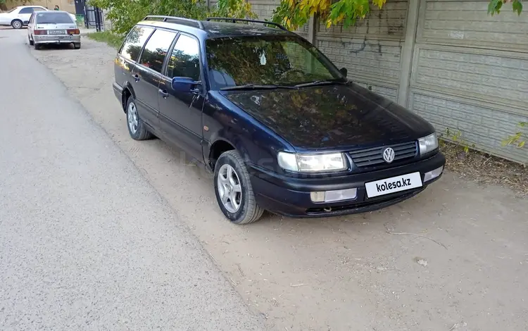 Volkswagen Passat 1996 годаүшін1 950 000 тг. в Актобе