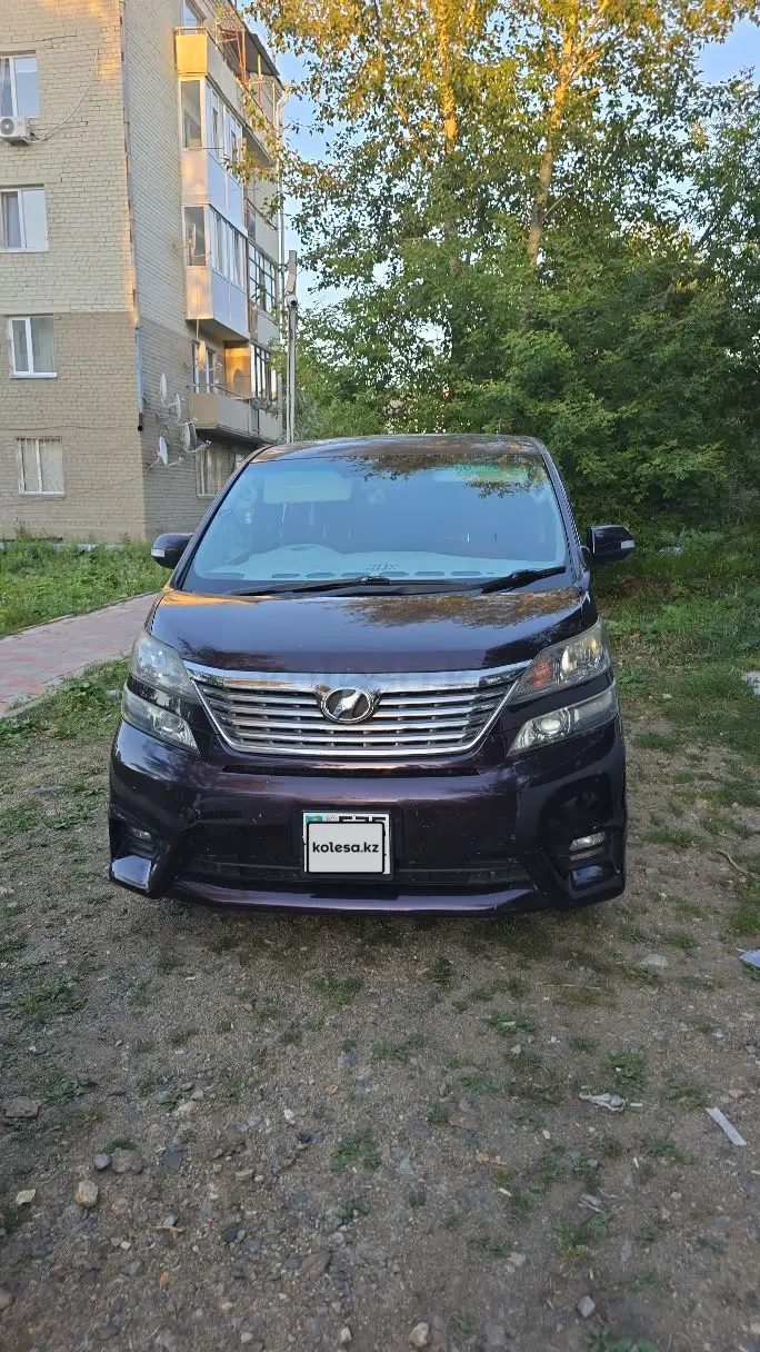 Toyota Vellfire, 2010
