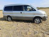 Hyundai Starex 2003 годаүшін3 500 000 тг. в Астана – фото 3