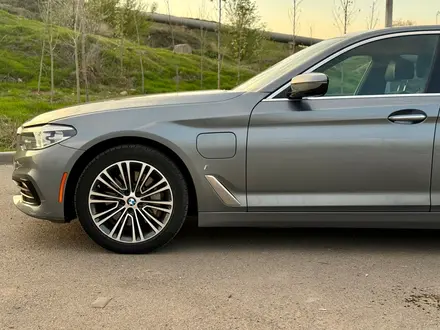 BMW 530 2018 года за 15 000 000 тг. в Алматы – фото 11