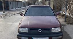 Volkswagen Vento 1993 года за 900 000 тг. в Алматы