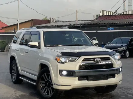 Toyota 4Runner 2020 года за 23 000 000 тг. в Алматы