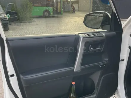 Toyota 4Runner 2020 года за 23 000 000 тг. в Алматы – фото 15