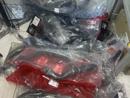 Патрубок системы охлаждения W220 W221 W212 W164 W210 за 1 000 тг. в Астана