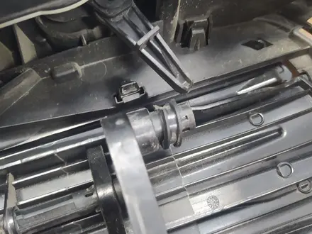 Шторка для решетки на радиатор BMW X5 2020года и вышеүшін45 000 тг. в Алматы – фото 5