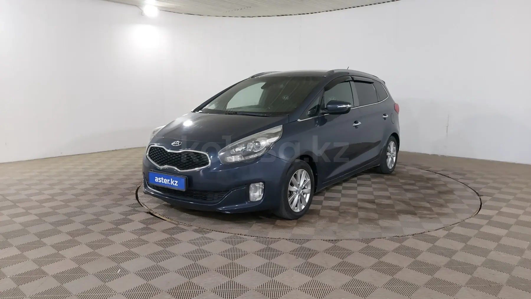 Kia Carens, 2013