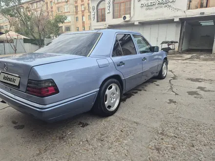 Mercedes-Benz E 280 1994 года за 2 750 000 тг. в Шымкент – фото 5