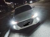 Hyundai Elantra 2018 года за 5 000 000 тг. в Уральск