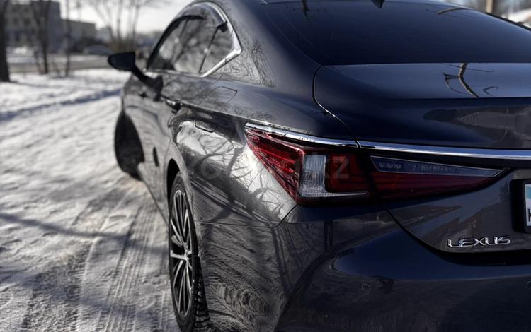 Lexus ES 250 — миниатюра 4