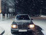 Mercedes-Benz E 280 1993 годаfor1 200 000 тг. в Кызылорда