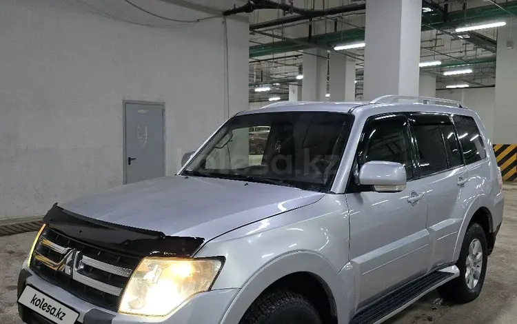 Mitsubishi Pajero 2007 годаfor8 100 000 тг. в Астана