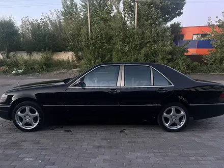 Mercedes-Benz S 320 1994 года за 3 300 000 тг. в Караганда – фото 5