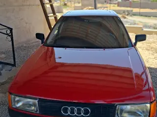 Audi 80