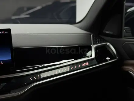 BMW X5 2024 года за 50 700 000 тг. в Алматы – фото 3