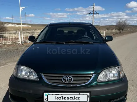 Toyota Avensis 2001 года за 2 500 000 тг. в Талдыкорган – фото 3