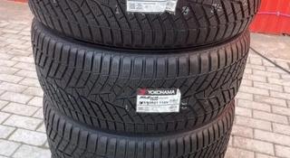 Yokohama BluEarth Winter V905 265/40 R21 и 295/35 R21 107V Разноразмерныие за 350 000 тг. в Алматы