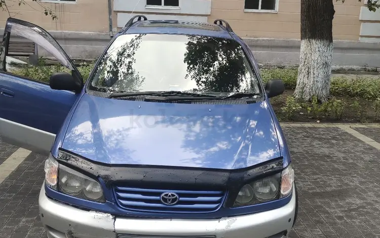 Toyota Ipsum 1996 годаүшін3 100 000 тг. в Семей