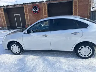 Nissan Almera
